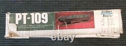 US Navy Pt-109, produit par Dumas Boats Inc, #2362, Kit #1233, Maquette à l'échelle 1/30