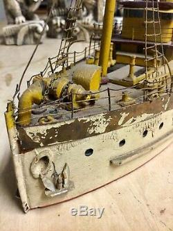 Useg Meade Dredge Modèle Toy Boat Vintage 1900 Bois