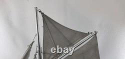 Vaisseau de navigation Modèle de voilier nautique 21,5 bateau vintage années 1900 yacht peinture argentée