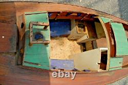 Vieux modèle de yacht de jouet de cabine de bateau à voile de 5 pieds avec accessoires Cutlass VTG antique - Enlèvement gratuit