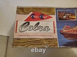 Vintage Dumas #1232 27 Chris Craft 1955 Cobra Wood Boat Model Kit Voir Les Photos