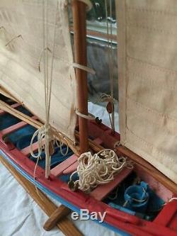 Vintage New Bedford Whaling Bateau Modèle Bois Main Yacht Étang D'affichage De Voilier