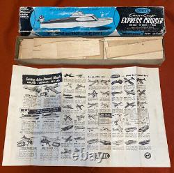 Vintage Scientific Chris-craft 18' Inch Express Cruiser Modèle Original Box