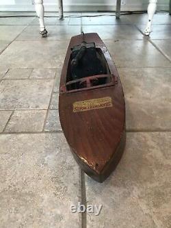 Vintage Wood Toy Seaworthy Boat Modèle 65
