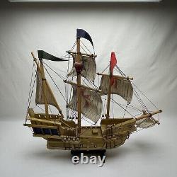 Voilier en bois vintage SANTA MARIA 1492 Modèle de bateau en bois Grand voilier