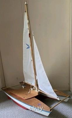 Voilier jouet modèle catamaran en bois à deux coques Seifert Segelboot Cat 1 20 Twin-Hulled
