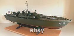 WW2 PT-109 COMMANDÉ PAR LTJG. JOHN KENNEDY - Échelle 164 FABRIQUÉ À LA MAIN AVEC SOCLE EN BOIS