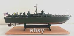 WW2 PT-109 COMMANDÉ PAR LTJG. JOHN KENNEDY - Échelle 164 FABRIQUÉ À LA MAIN AVEC SOCLE EN BOIS