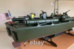 WW2 PT-109 COMMANDÉ PAR LTJG. JOHN KENNEDY - Échelle 164 FABRIQUÉ À LA MAIN AVEC SOCLE EN BOIS