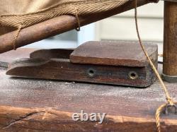 Yacht à Voile en Bois Schoenhut Antique de la Série Planète MARS avec Socle des Années 1930