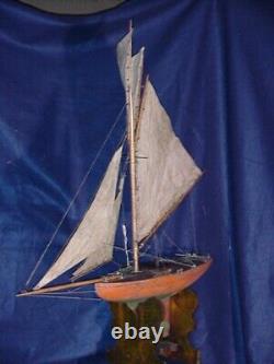 Yacht de bassin ancien bateau à voile en bois et métal quille décoration nautique VOILES TRÈS ANCIENNES 30