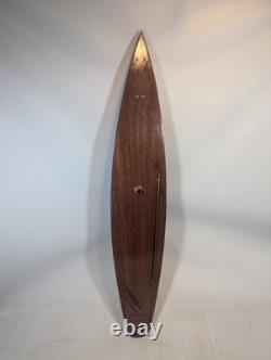 Yacht de bassin vintage antique en bois à restaurer noir 3 pieds