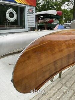 (c) 1980 Old Town Otca Modèle Canoe 17' Fibre De Verre En Bois Bateau D'origine Complet